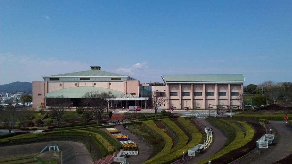 桃田運動公園 玉名市総合体育館の外観の写真
