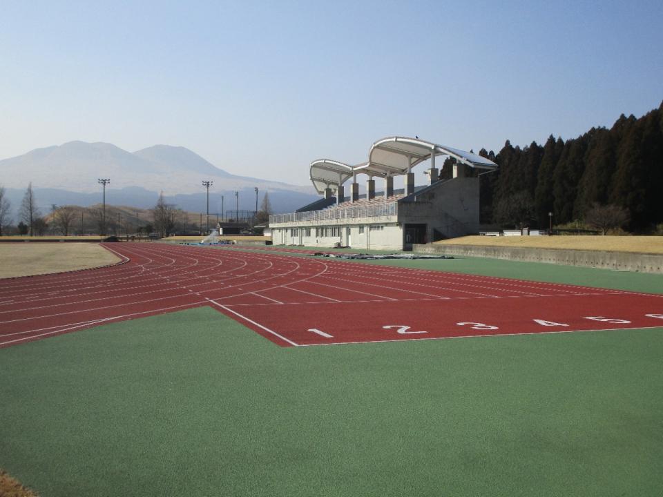 阿蘇市阿蘇農村公園あぴかの競技場の写真